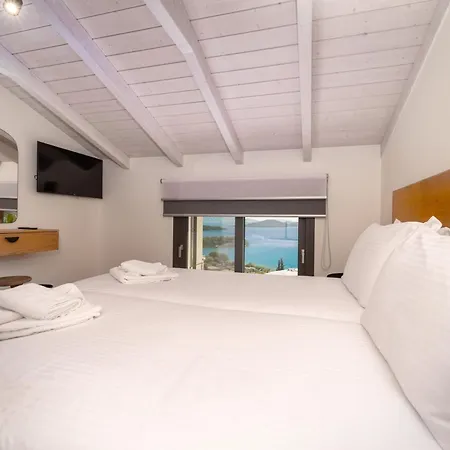 Smirties Villa